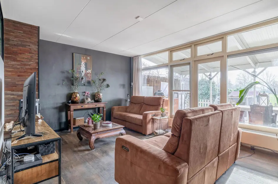 Burg A P vd Blinkln 72