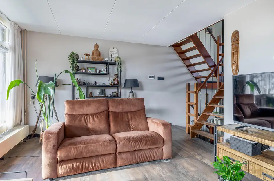 Burg A P vd Blinkln 72