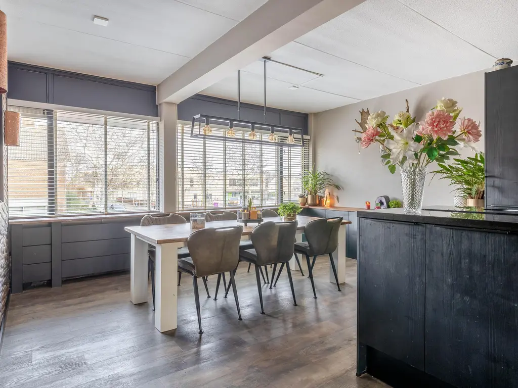 Burg A P vd Blinkln 72, VIERPOLDERS