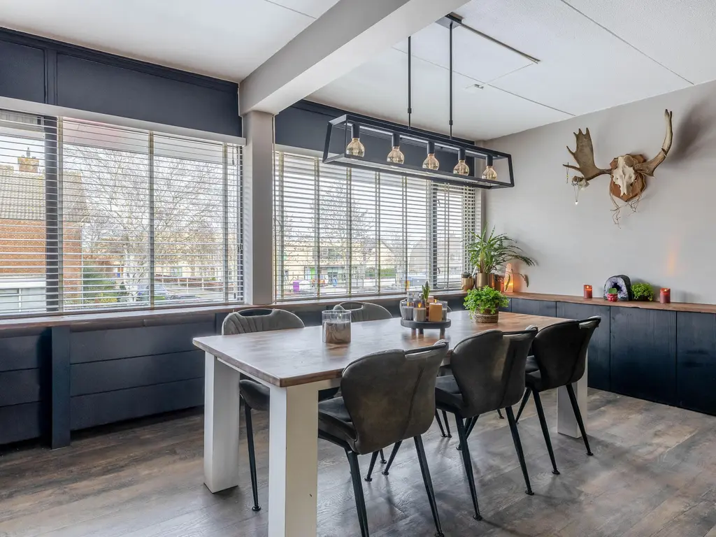 Burg A P vd Blinkln 72, VIERPOLDERS