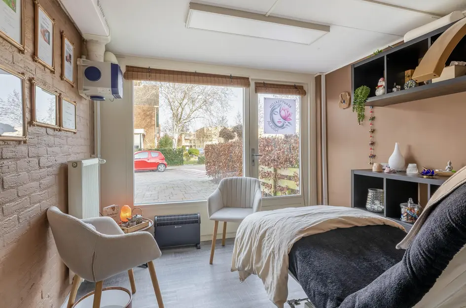 Burg A P vd Blinkln 72