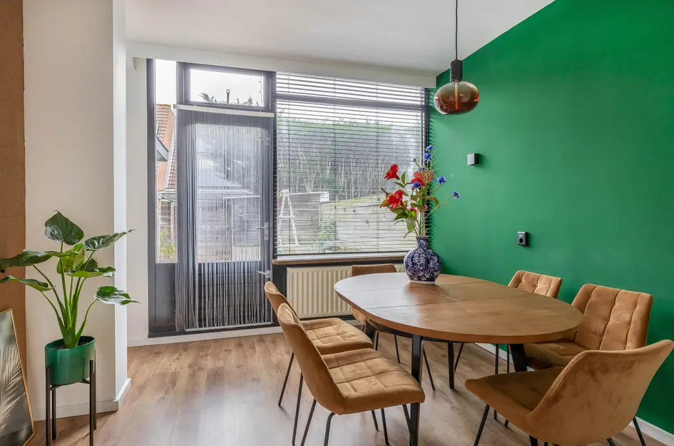 Zestienhovensekade 235