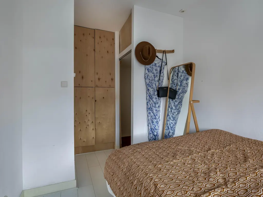 Zestienhovensekade 235, ROTTERDAM