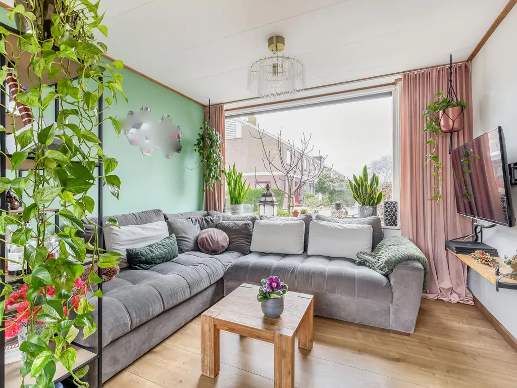 Bryhoekstraat 37, HELLEVOETSLUIS