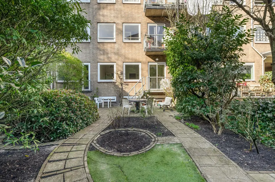 's-Gravendijkwal 152A