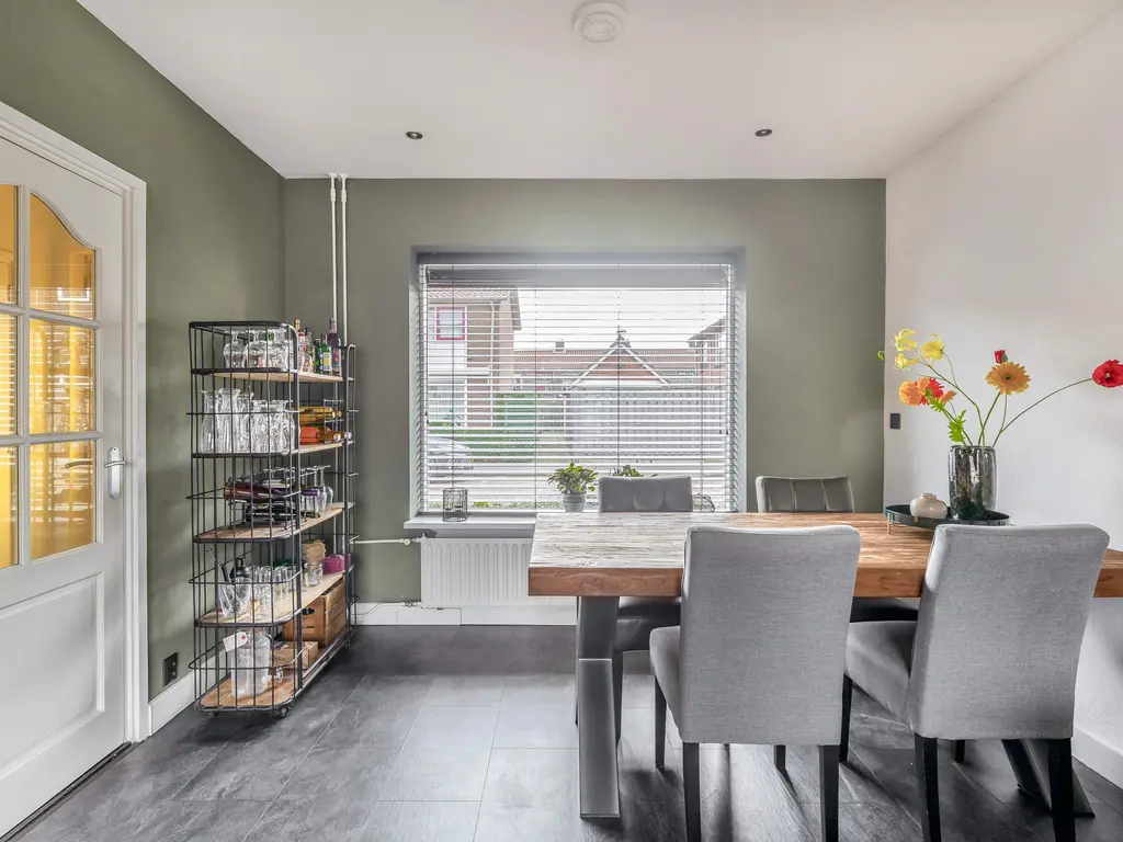 Trompstraat 22, ROZENBURG