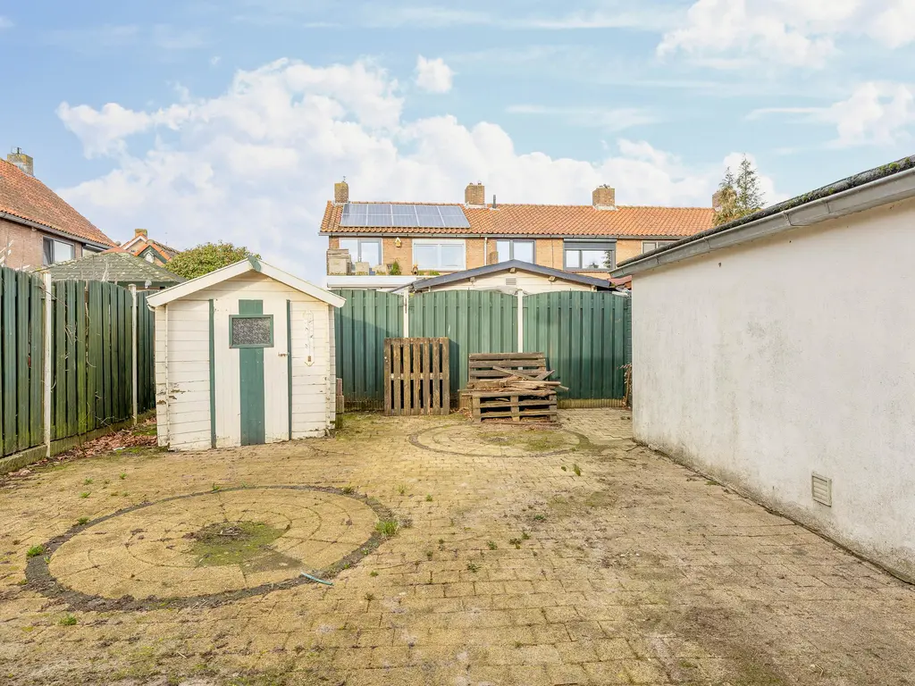 Trompstraat 22, ROZENBURG