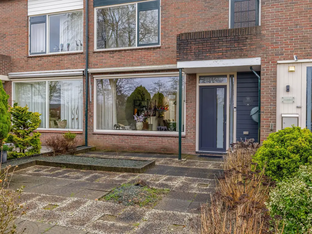 Sluisweg 11, ZWARTEWAAL