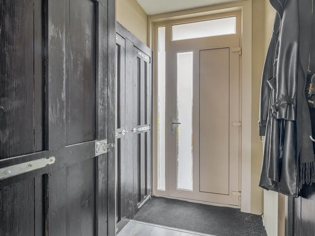 Sluisweg 11, ZWARTEWAAL