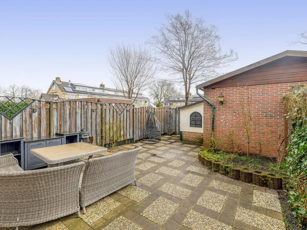 Sluisweg 11, ZWARTEWAAL