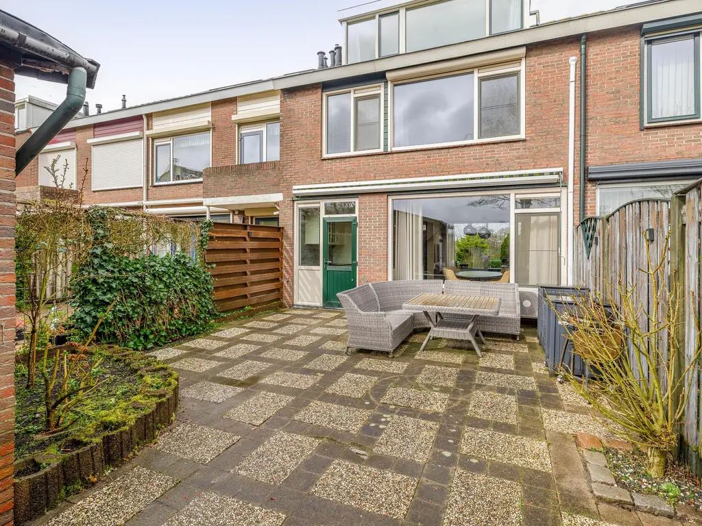 Sluisweg 11, ZWARTEWAAL