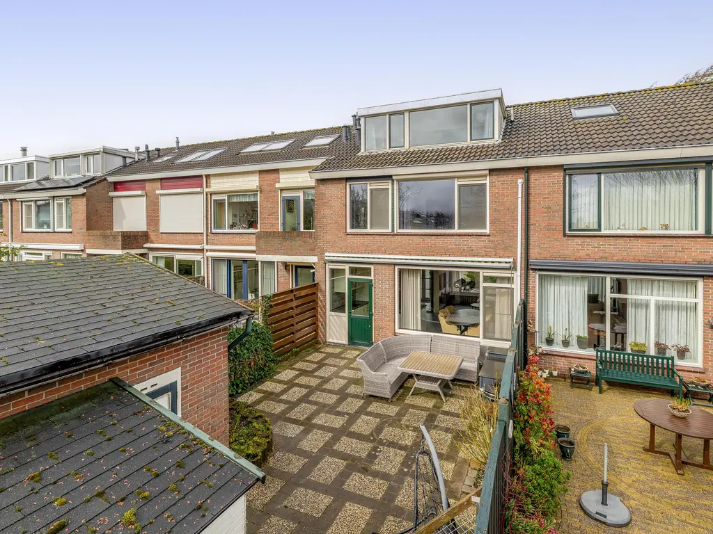 Sluisweg 11, ZWARTEWAAL