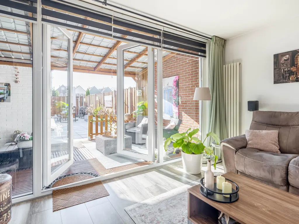 Anker 21, HELLEVOETSLUIS