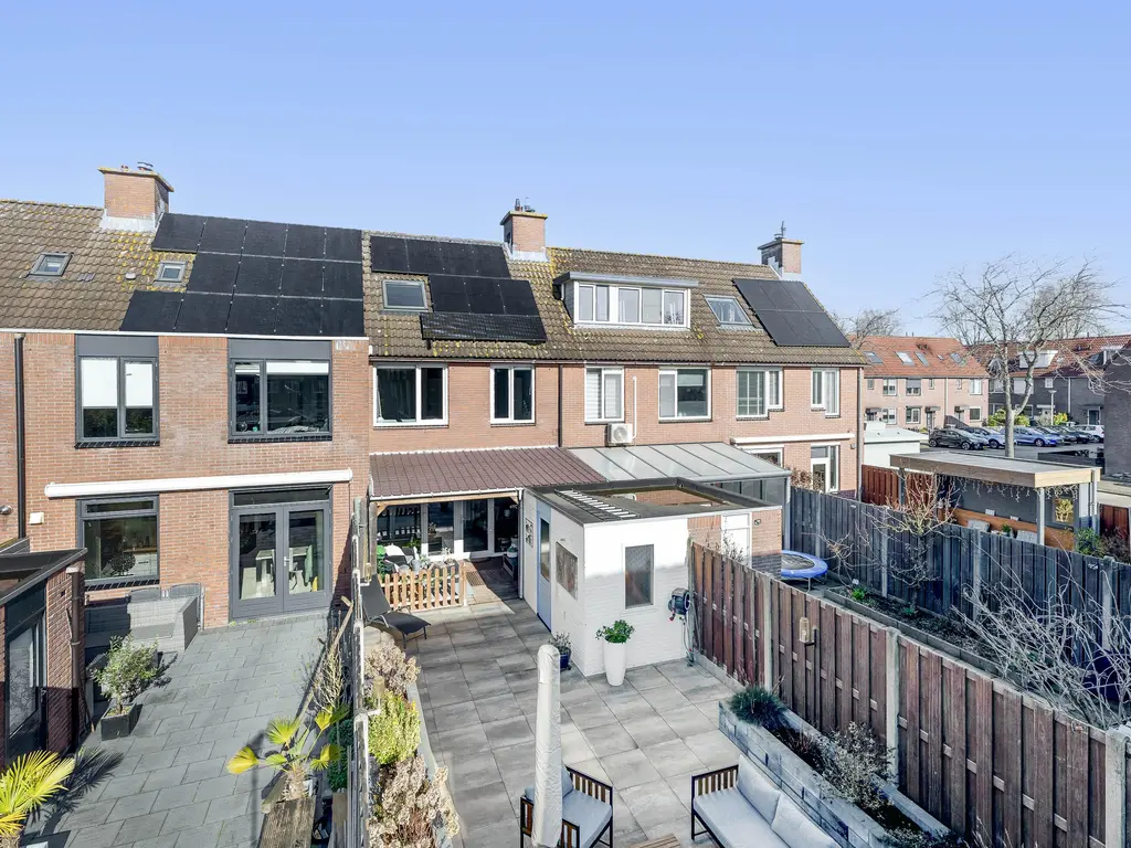 Anker 21, HELLEVOETSLUIS