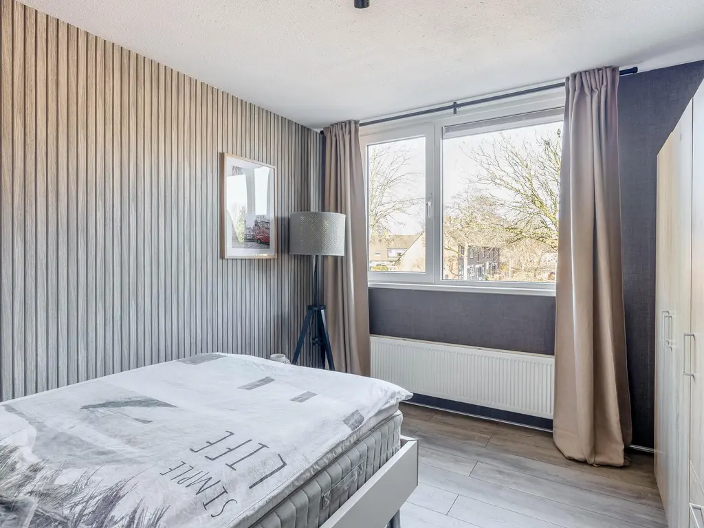 Anker 21, HELLEVOETSLUIS