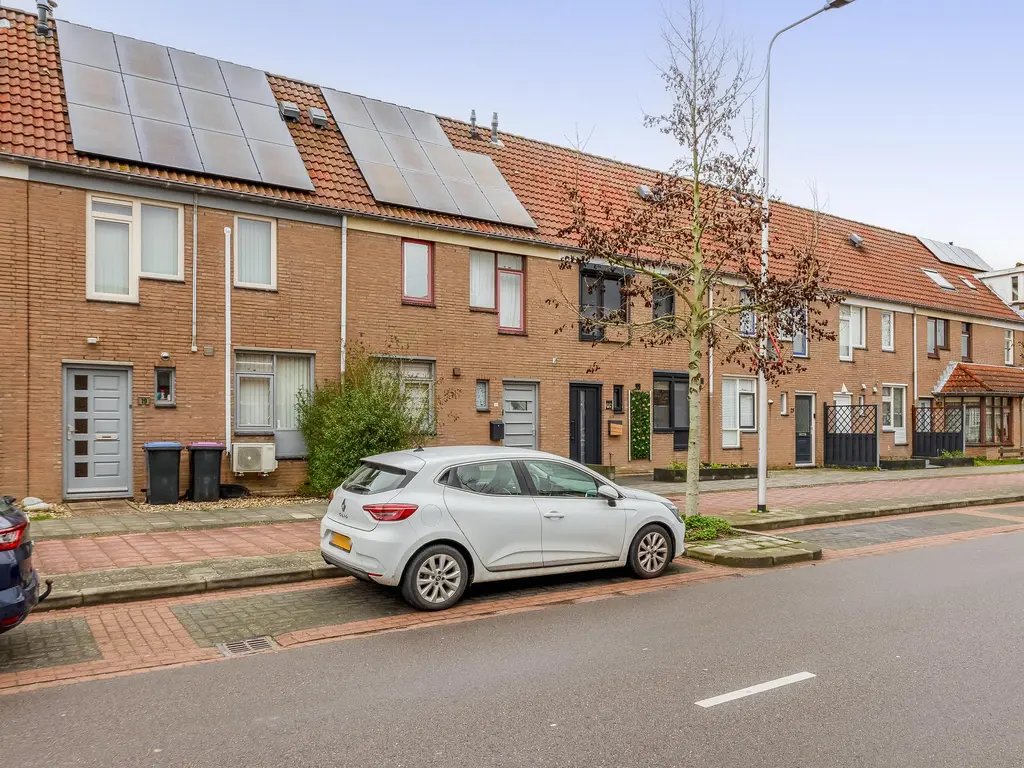 Buntgras 23, SPIJKENISSE