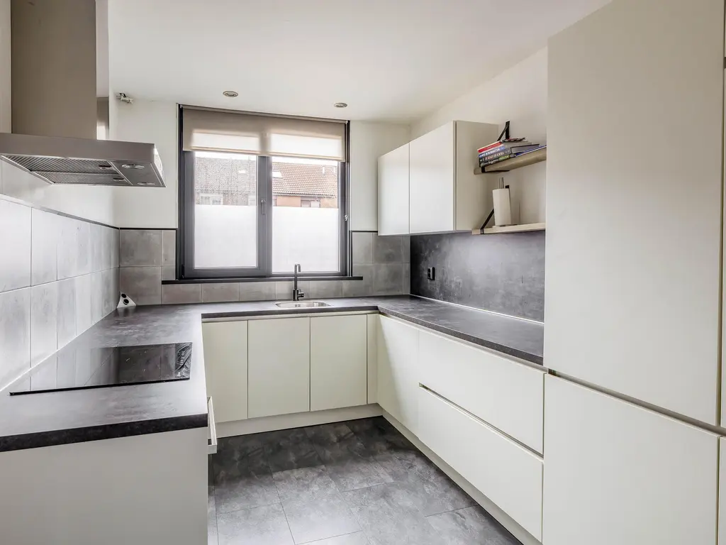 Buntgras 23, SPIJKENISSE