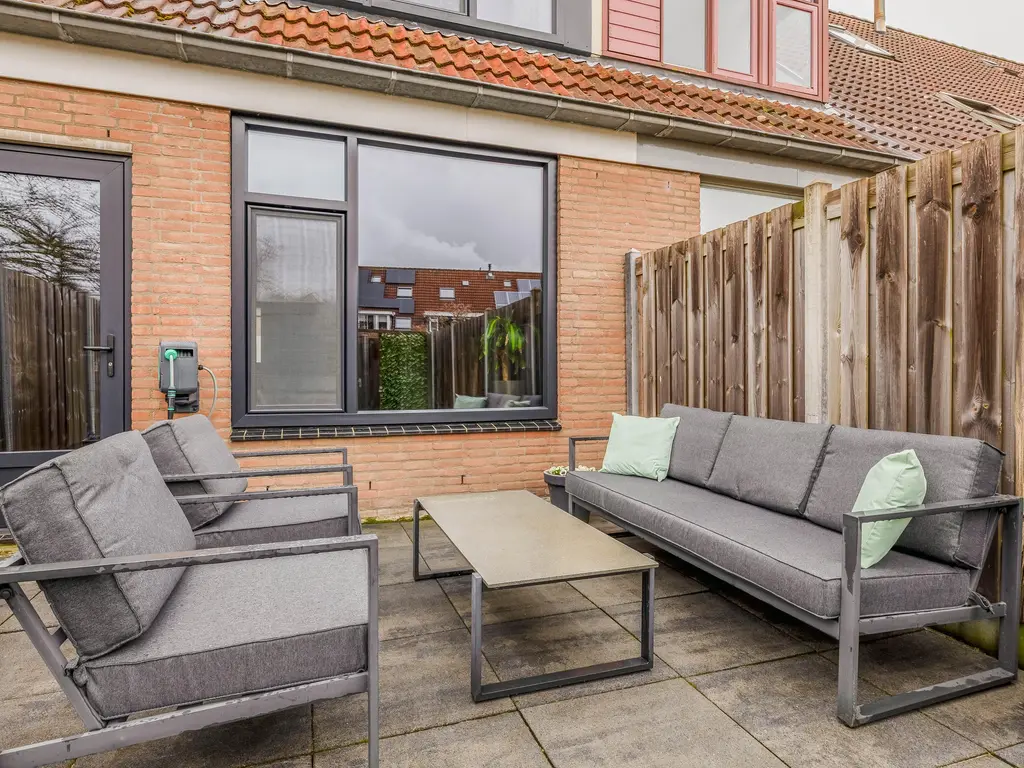 Buntgras 23, SPIJKENISSE