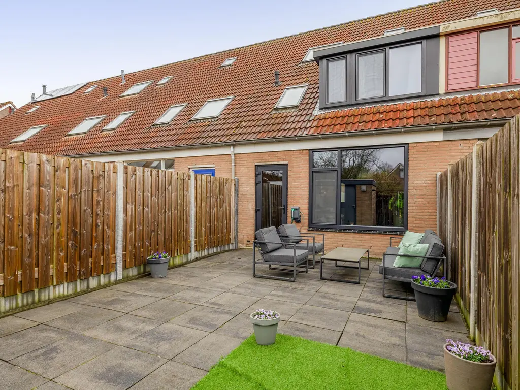 Buntgras 23, SPIJKENISSE