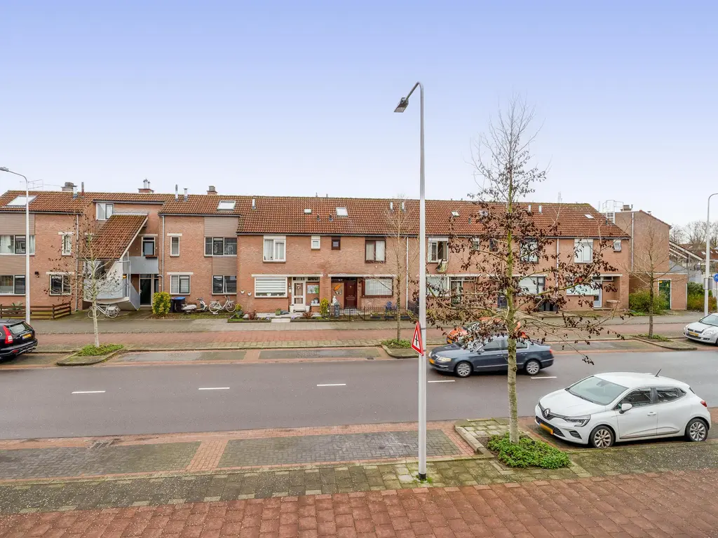 Buntgras 23, SPIJKENISSE