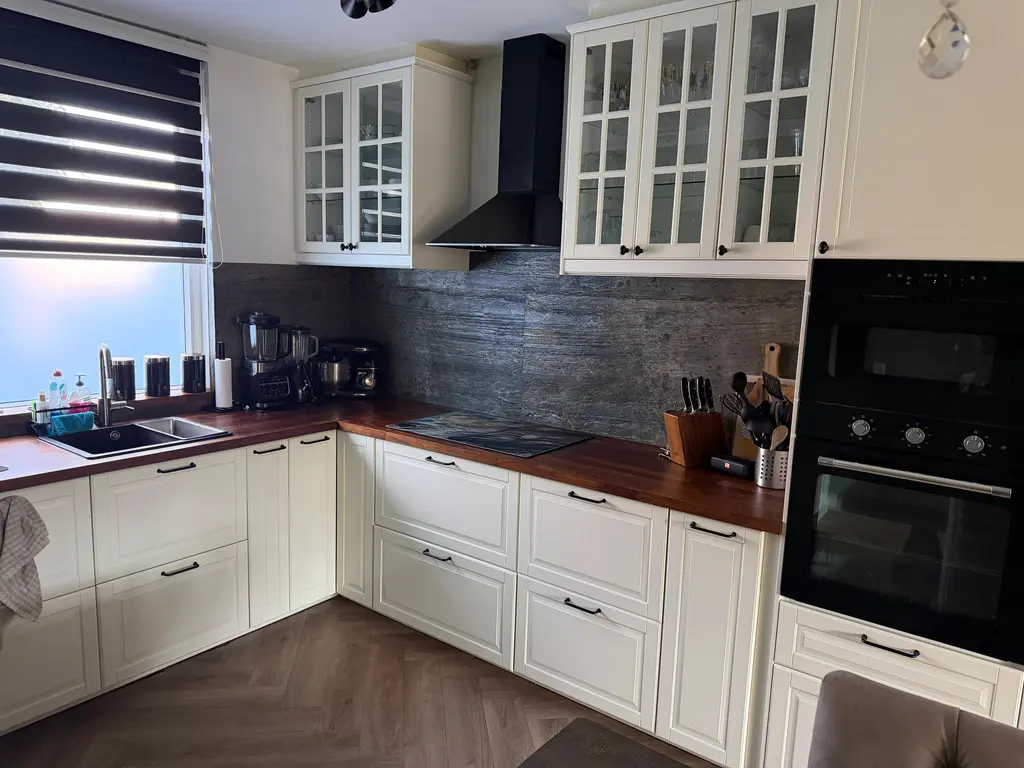 IJzertijdkreek 17, SPIJKENISSE