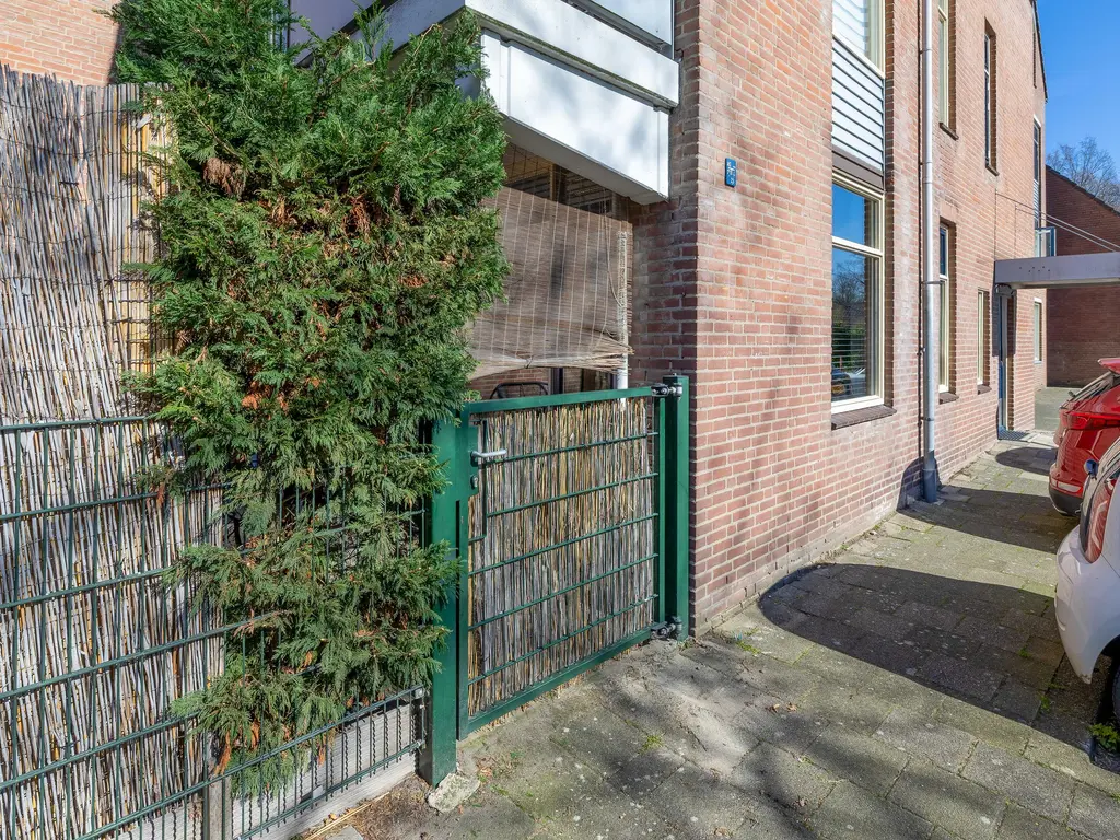 Helsingborgerf 64, ROTTERDAM