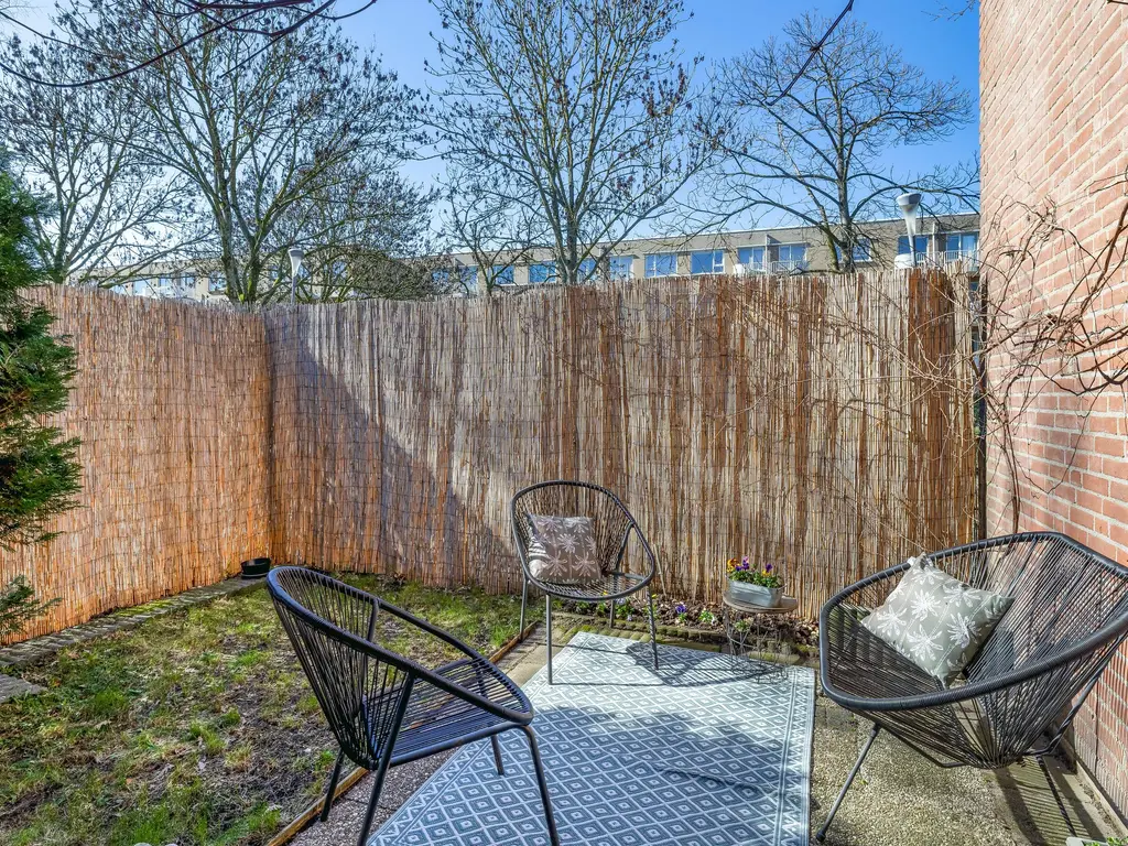 Helsingborgerf 64, ROTTERDAM