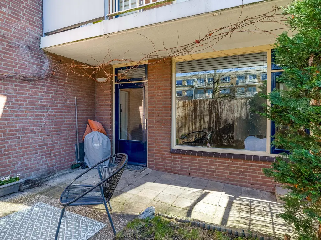 Helsingborgerf 64, ROTTERDAM