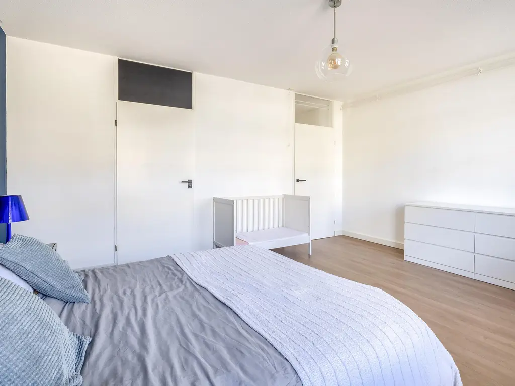 Helsingborgerf 64, ROTTERDAM