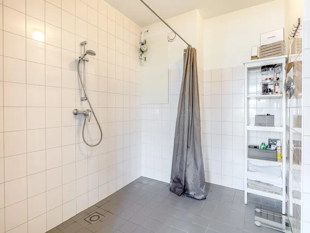 Helsingborgerf 64, ROTTERDAM