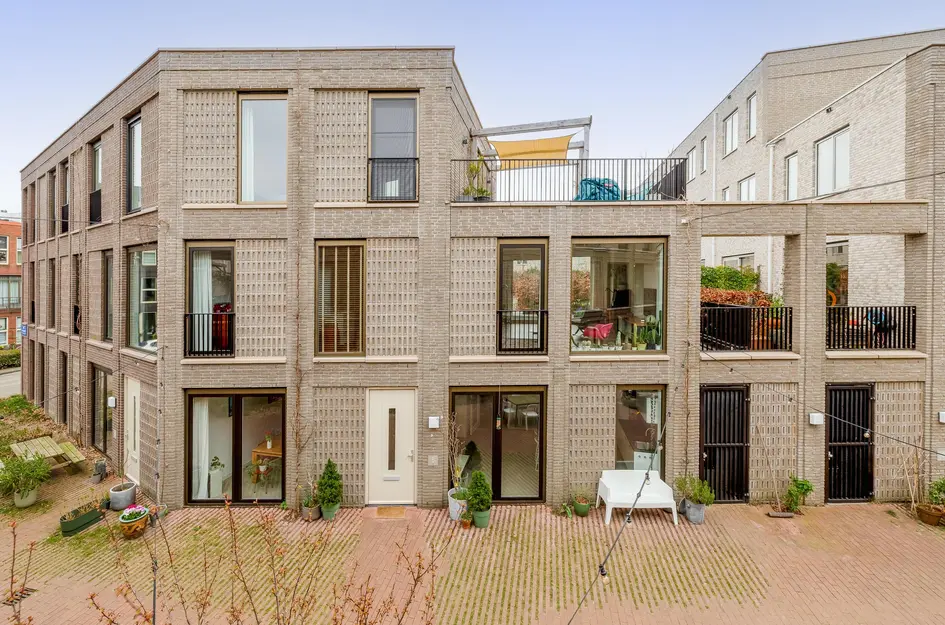 Annie de Reuverhof 8