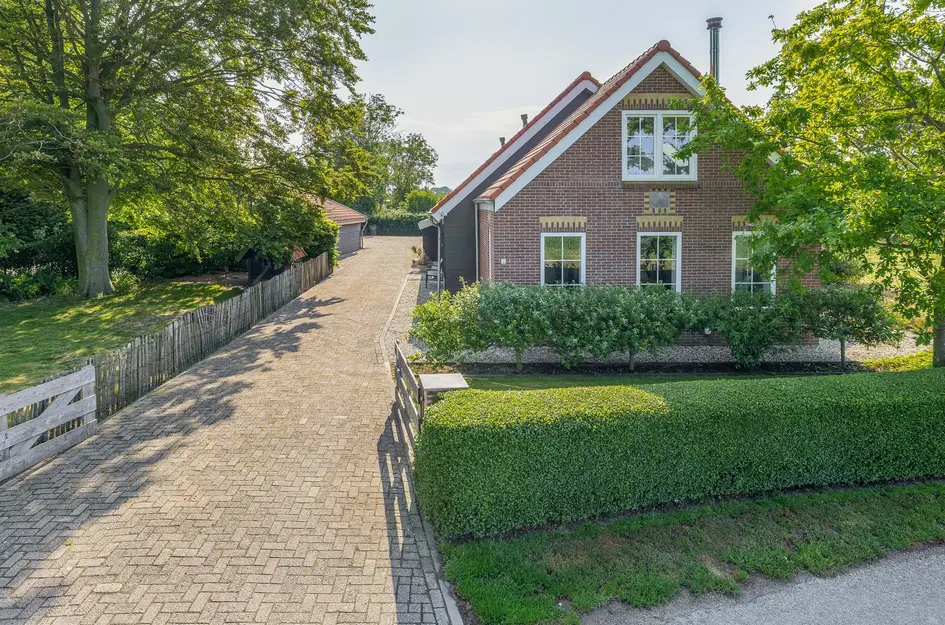 Dwarsdijk 1