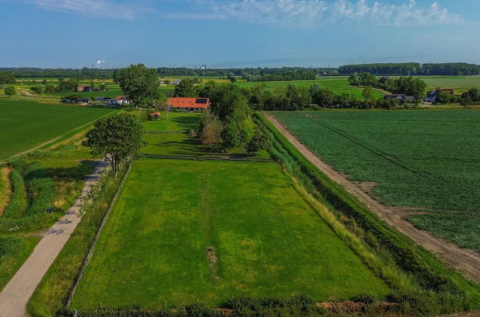 Dwarsdijk 1