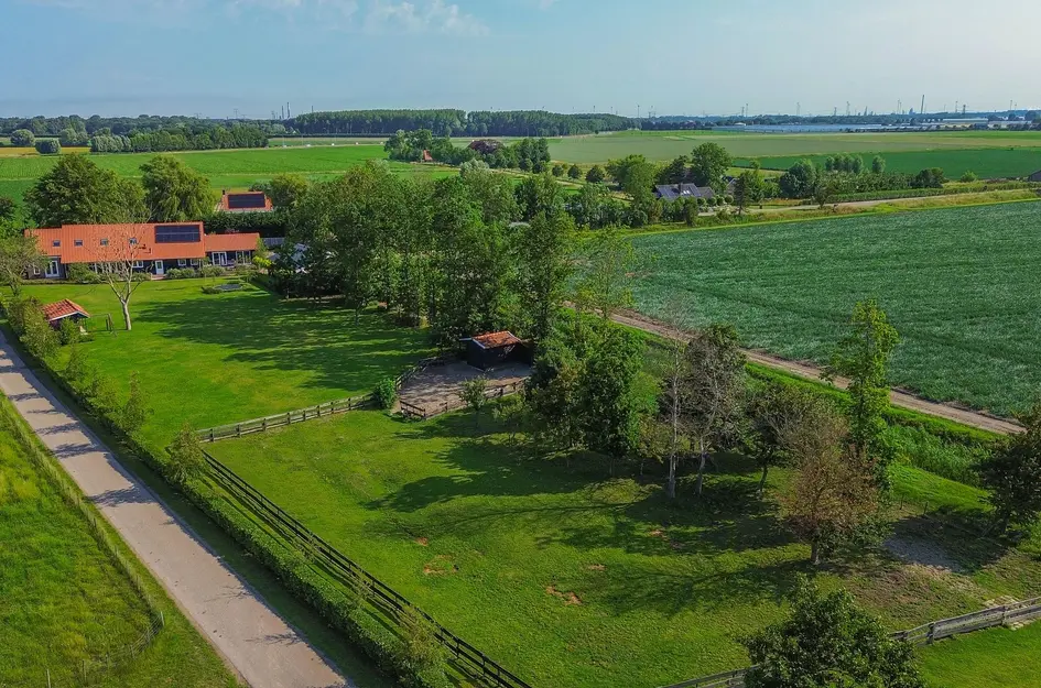 Dwarsdijk 1