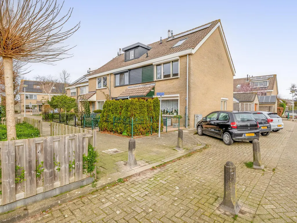 Aphrodite 2, HELLEVOETSLUIS