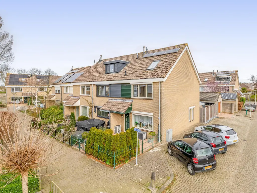 Aphrodite 2, HELLEVOETSLUIS