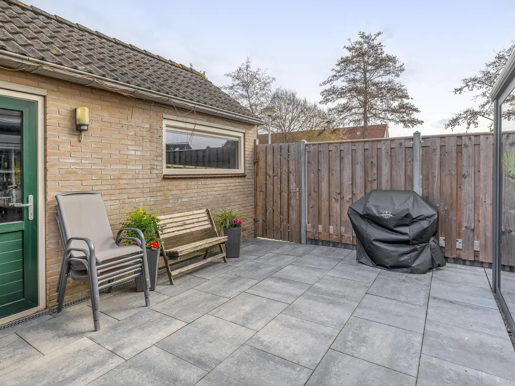 Aphrodite 2, HELLEVOETSLUIS