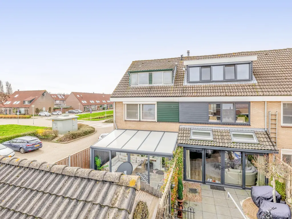 Aphrodite 2, HELLEVOETSLUIS