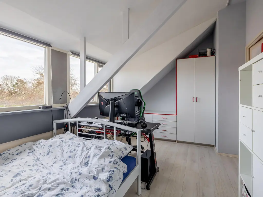 Aphrodite 2, HELLEVOETSLUIS