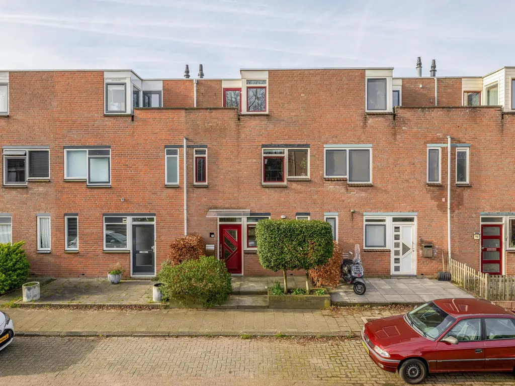 Veerman 48, SPIJKENISSE