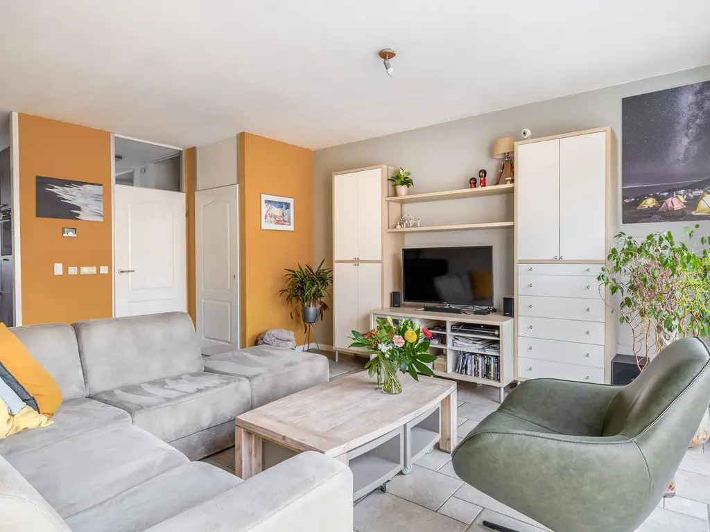 Veerman 48, SPIJKENISSE