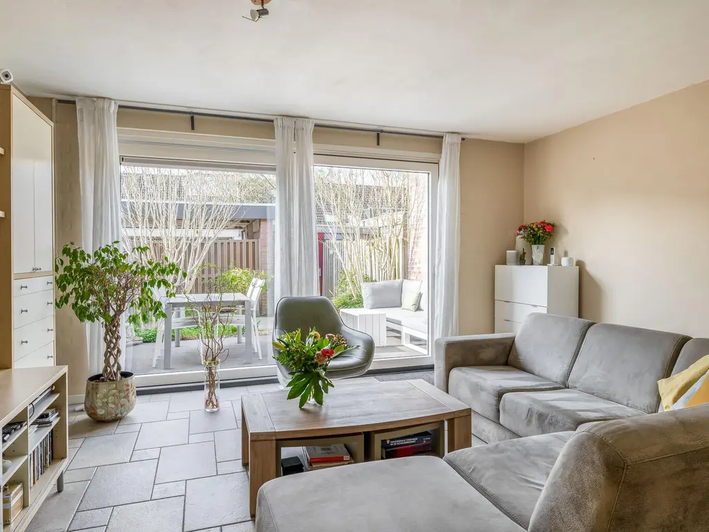 Veerman 48, SPIJKENISSE