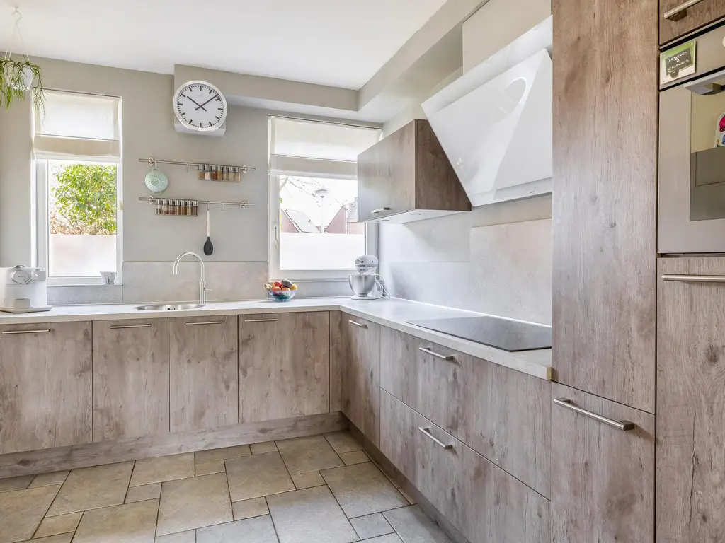 Veerman 48, SPIJKENISSE