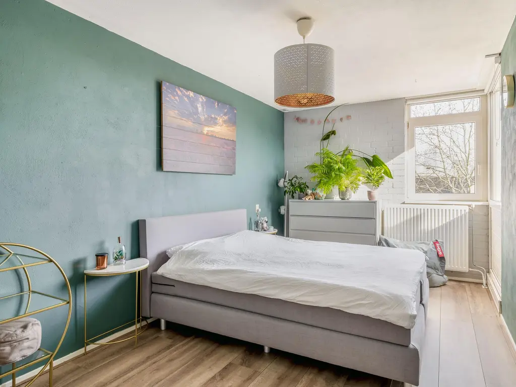 Veerman 48, SPIJKENISSE