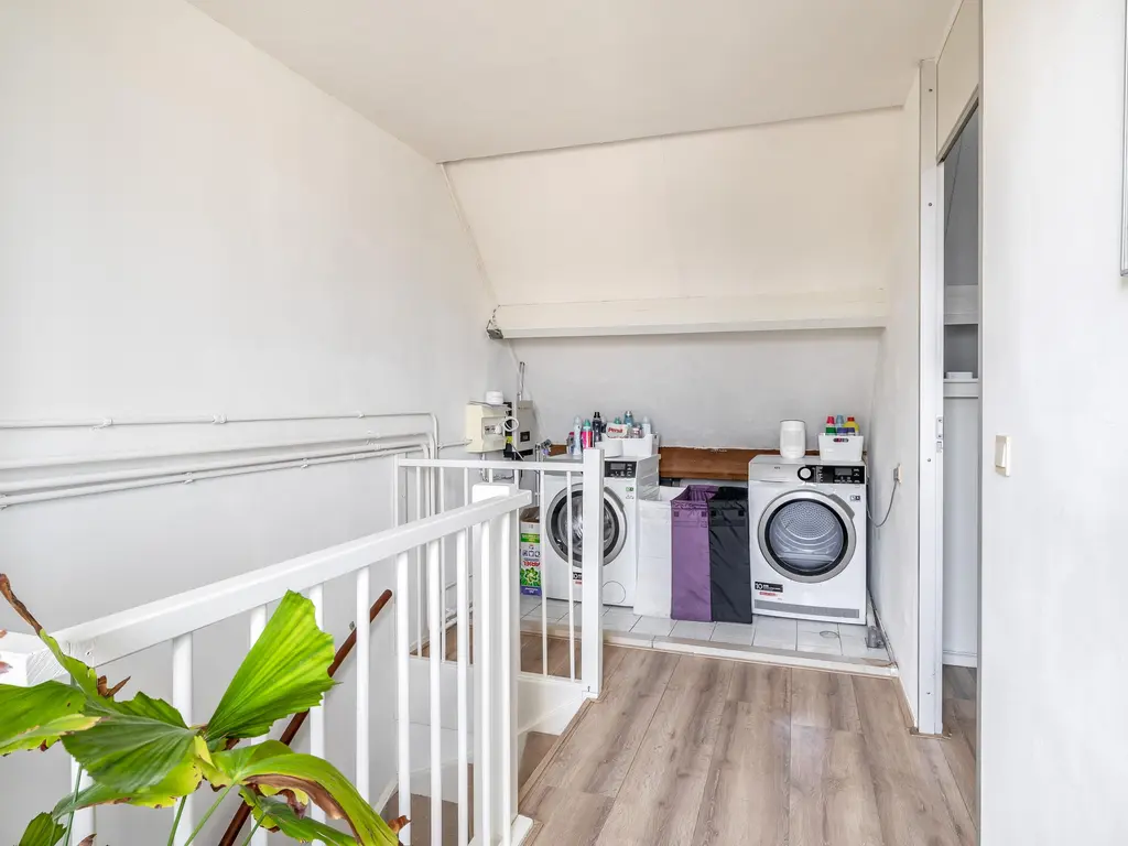 Veerman 48, SPIJKENISSE