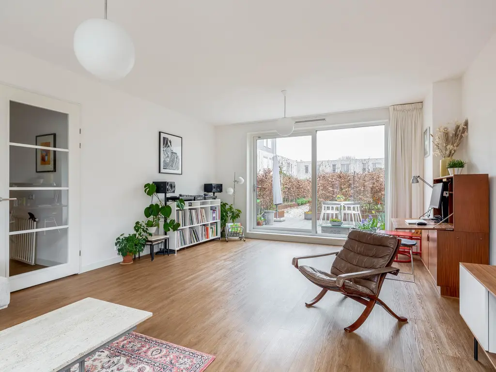 Annie de Reuverhof 8, ROTTERDAM