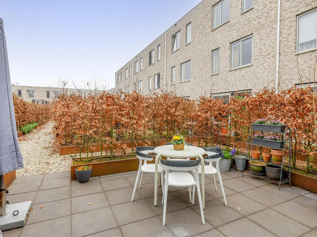 Annie de Reuverhof 8, ROTTERDAM