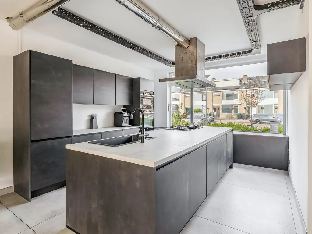 Bongweg 19, HOOGVLIET ROTTERDAM