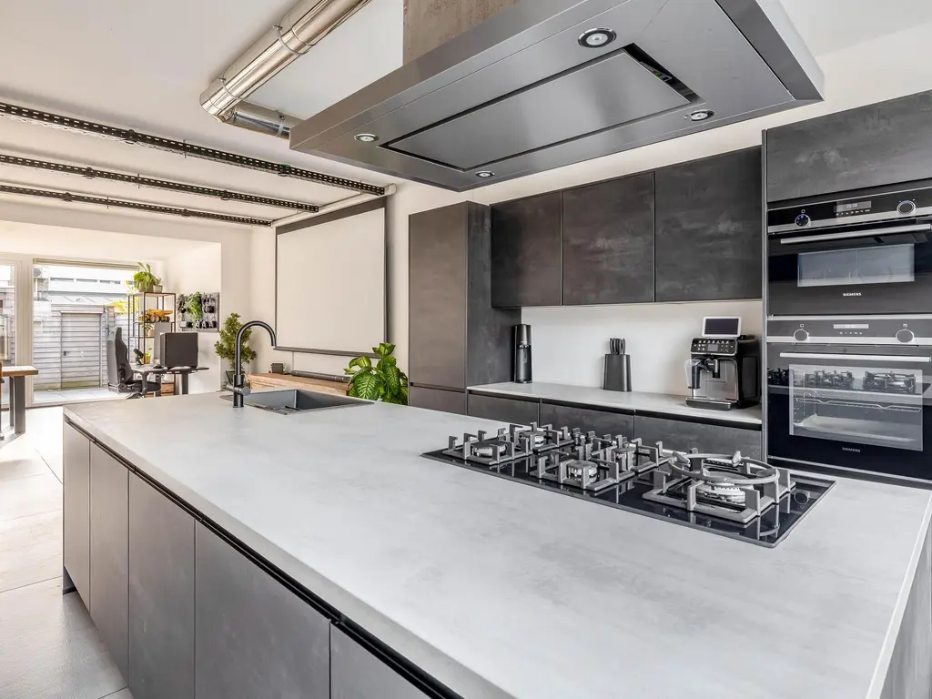 Bongweg 19, HOOGVLIET ROTTERDAM