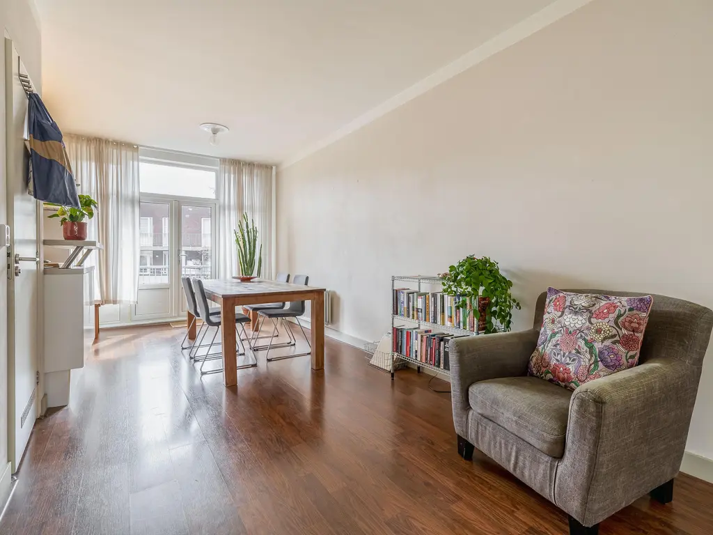 Mathenesserdijk 55B 01, ROTTERDAM